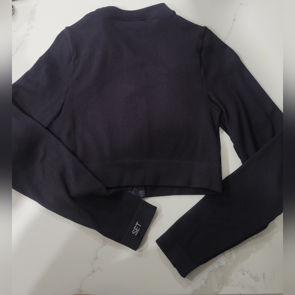 SET Active Women's Sculptflex Cropped Zip Up Jacket - Size Medium - Picture 5 of 6